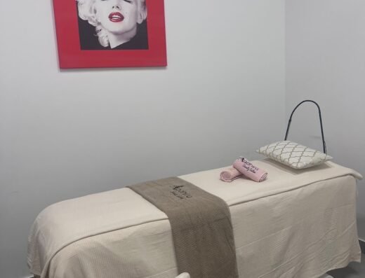 Aadhira Beauty Salon