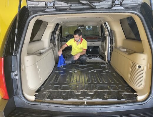 Al Dhabyaniya Car Wash and Polish الظبيانية لغسيل وتلميع السيارات