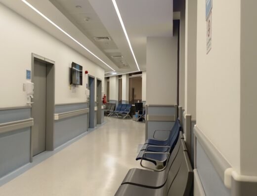 Al Emadi Hospital Clinics – North
