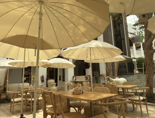 Athr Café