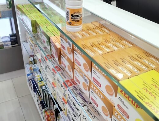 Care n Cure Pharmacy صيدلية