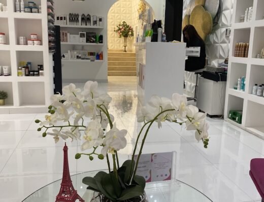 Dot Beauty Salon