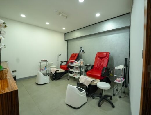 Faceoff Barber