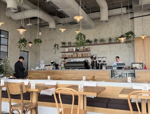 Flat White Specialty Coffee & Kitchen – Centro Mall