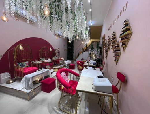 FT Women Salon