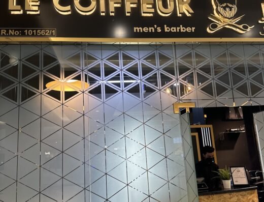 Le coiffeur Abu sidra