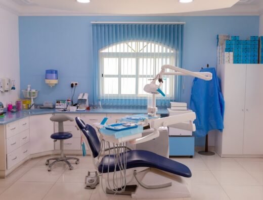 Madina Dental Center (Abu Hamour) مركز المدينة للأسنان فرع أبو هامور