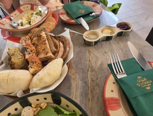 Qinwan Cafe