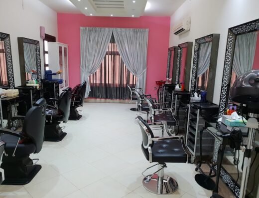 Rehab Beauty Salon- Abu Hamur Mesaimeer Rd