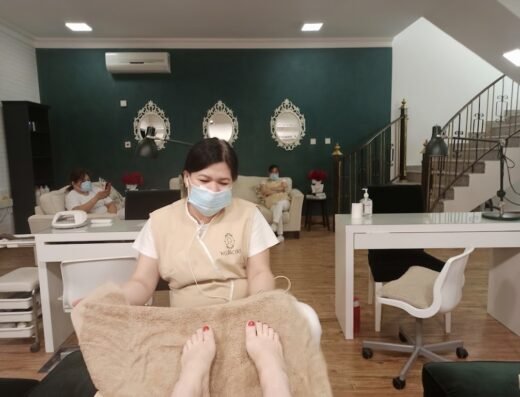 Salon Di Milan