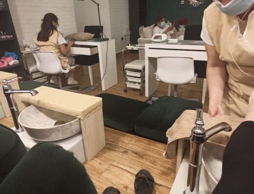 Salon Di Milan