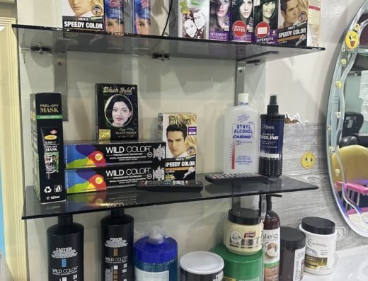 Saloon orontes