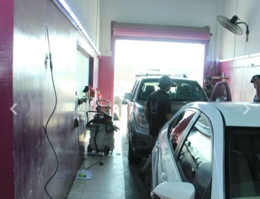W Car Wash