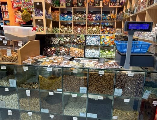 Al Fajr Shopping Centre