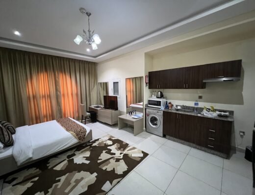 Al Mansour Park-Inn Hotel & Apartments