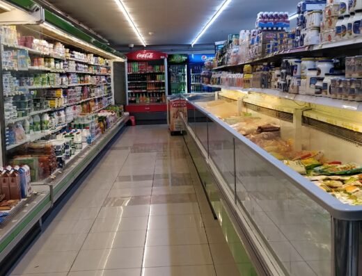 Arwa Shopping Center