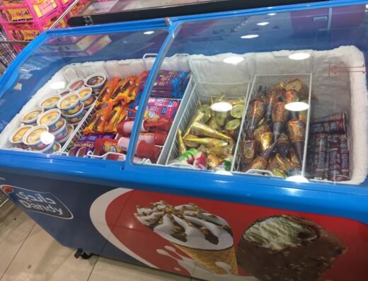 Azizia Family Shopping Complex
