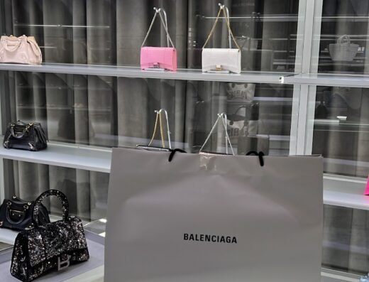 BALENCIAGA