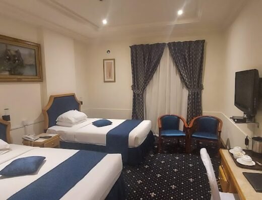 Cayam Hotel
