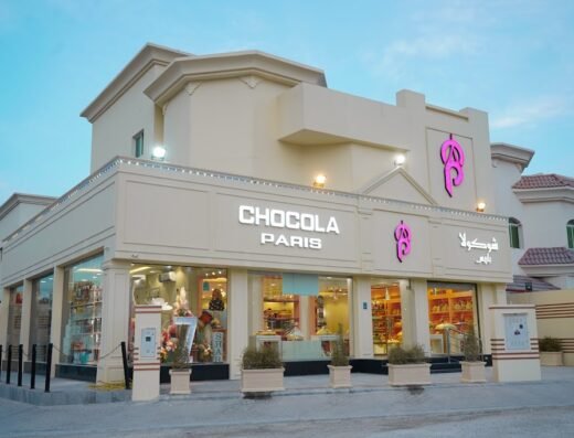 Chocola Paris Kharaitiyat – Chocolates, Cakes, Sweets, Gifts & Flower Shop