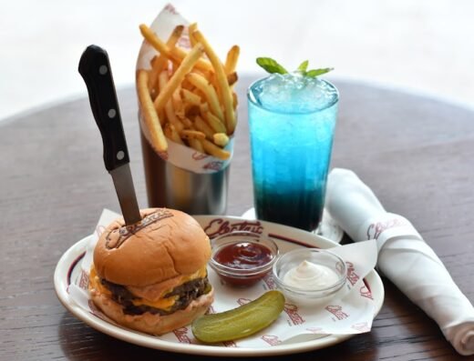 Electric Diner