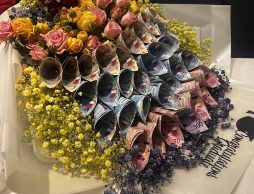 Evolet Flowers And Chocolate