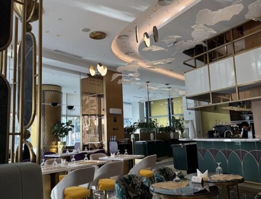 H2O POOL RESTAURANT
