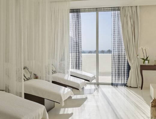 Hilton Salwa Beach Resort & Villas