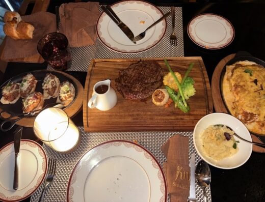 Knife Steakhouse & Cigar