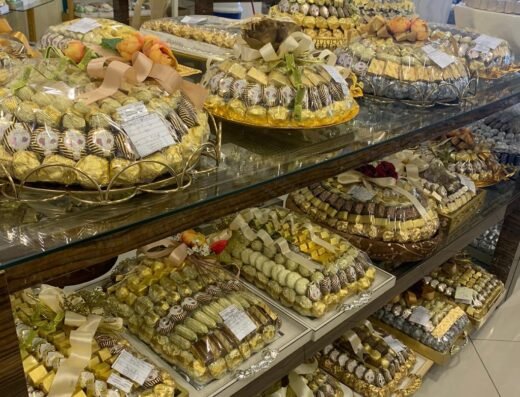 Larissa Chocolates & Flowers Gifts