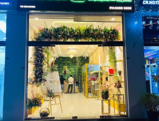 LUXFLO FLOWERS AND CHOCOLATES / لوكسفلو فلورز اند شوكولاتة