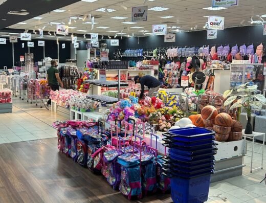 Quality Way Shopping Center