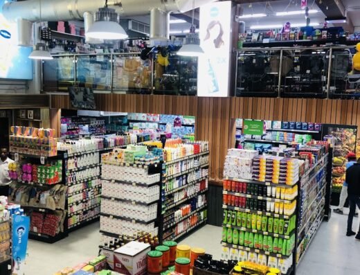 Regency Shopping Complex (Izghawa)